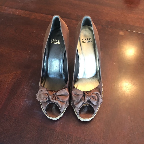 Stuart Weizmann Bow-Accented Espadrille Wedges - Picture 3 of 5